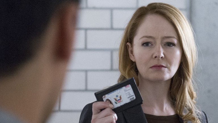 'Homeland': Miranda Otto on Spies, Her Season 5 Arc and Brawling With Mandy Patinkin